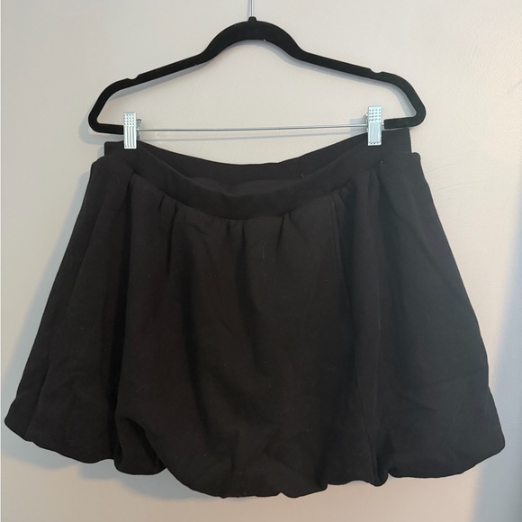 Offline by aerie black mini bubble skort - Picture 1 of 3